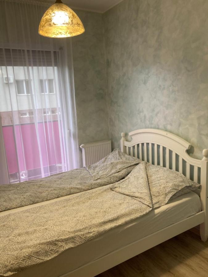 Bhoeme Apartament Nagyvárad Kültér fotó