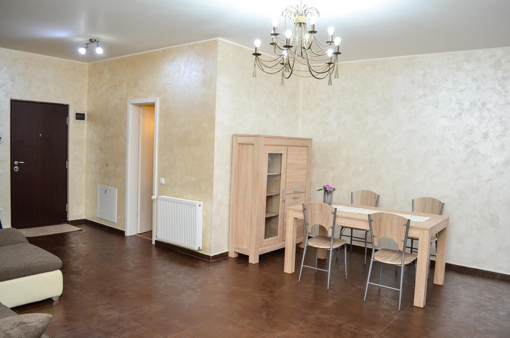 Bhoeme Apartament Nagyvárad Kültér fotó